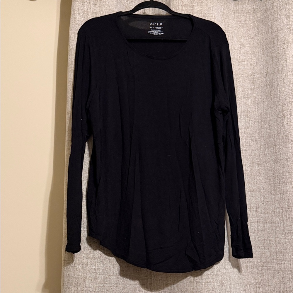 Apt. 9 Classic Black Long Sleeve Tee XL